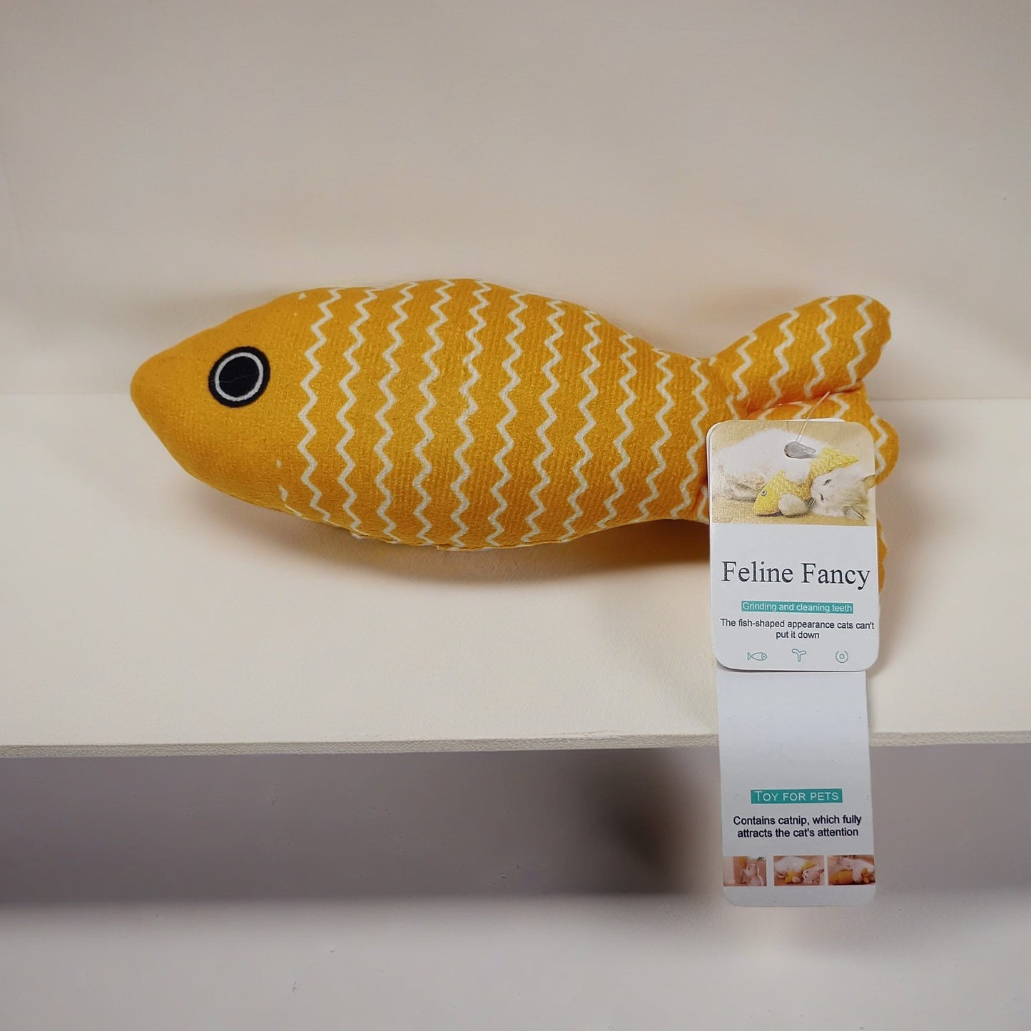 Mint-Infused Fish Toy Cushion for Cats