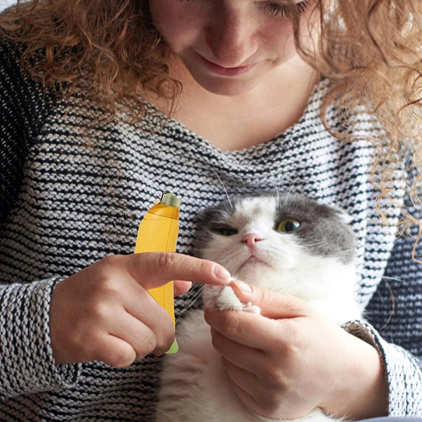 Oplaadbare elektrische nagelknipper en trimmer voor huisdieren